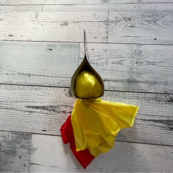 Sports Penalty Flags Red/Yellow 2 Pack NEW - Picture 4 of 7